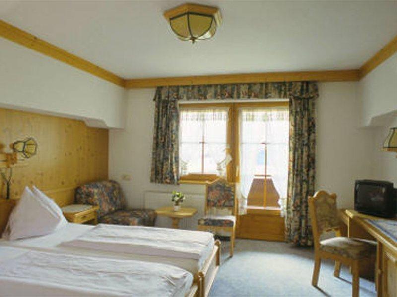 Kaiserhotel Neuwirt Oberndorf in Tirol Eksteriør billede
